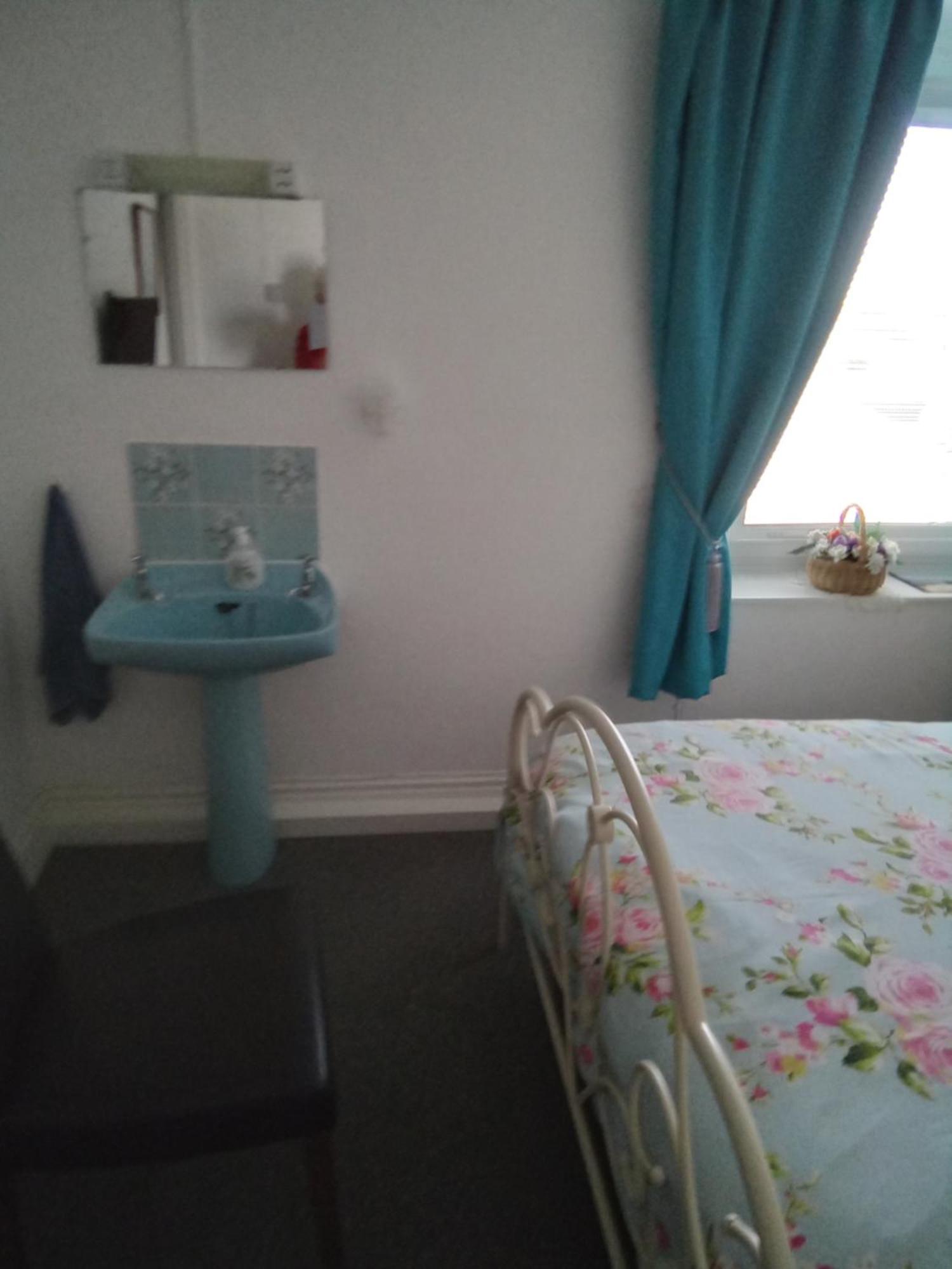 Applebys Guest House Holyhead Rom bilde